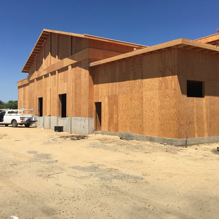 Framed commercial building